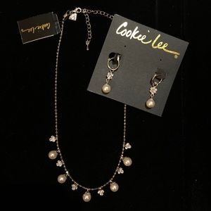 Elegant Pearl Jewelry Set